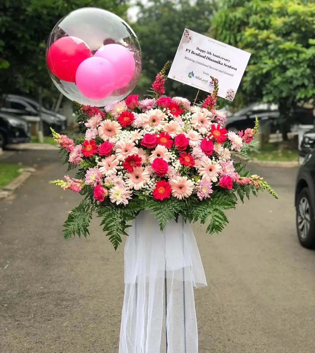 Standing flower
